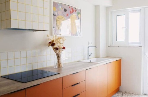Kerameikos Apartment | Vibrant Retreat Funky Style & Acropolis View!