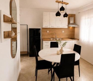 Sikia House | Vigla summer house!