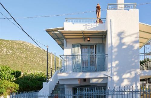 Steni Dirfyos House | Villa Afroditi by ΜΡS