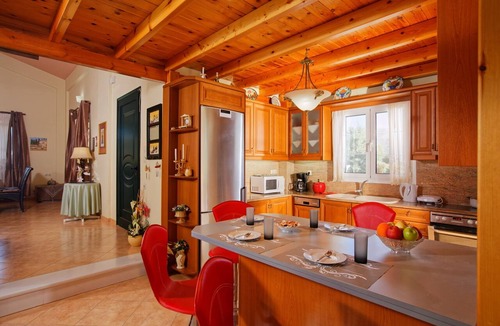Kastelli Villa | Villa AnnaMaria wtih Swimming Pool