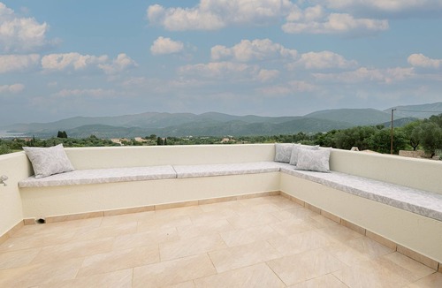 Menegata Villa | Villa Anthia (with private jacuzzi & shared pool)
