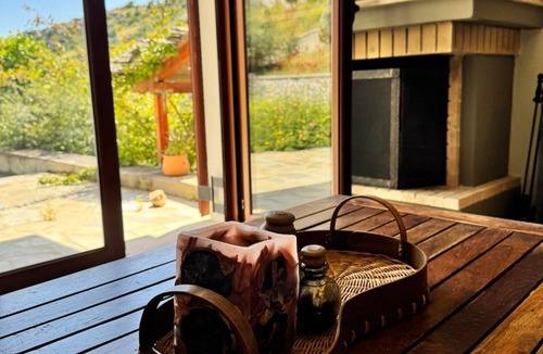 Steni Dirfyos House | Villa Apanemia Tsakaioi