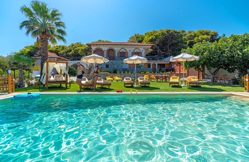 Spata-Artemida Apartment | Villa Artemida Vravrona