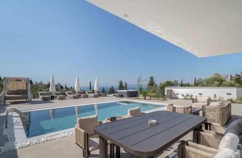 Tsoukaladhes Villa | Villa Aurelia-Private Pool, Jacuzzi & Sea Views