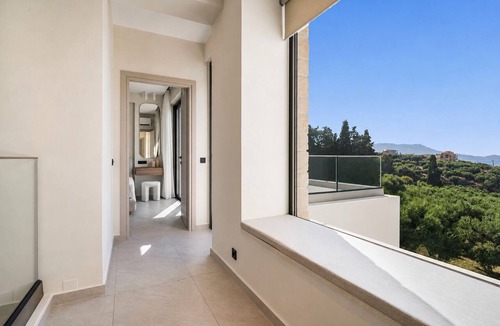 Drapanias House | Villa Aurelia with private pool and jacuzzi