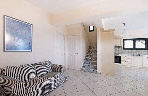 Livadi Villa | Villa by Kissakas Beach with Stunning Sea Views