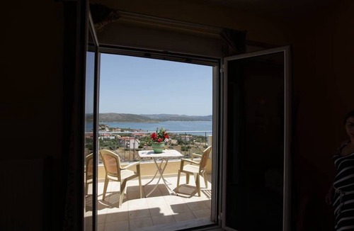 Kymi-Aliveri House | Villa Christine