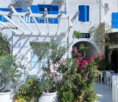 Kamari Hotel | Villa Dioni