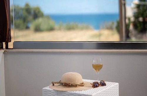 Pigianos Kampos Villa | Villa Elena Beach with 2 bedrooms, Heated Pool & Jacuzzi just 70m from Sea