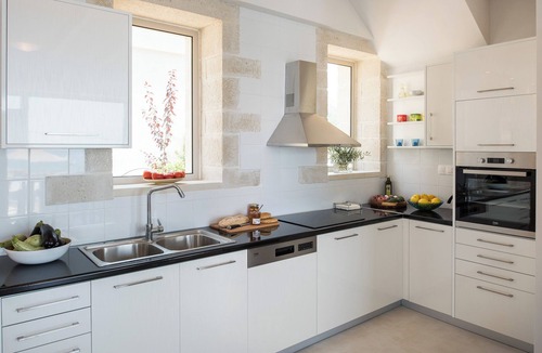 Limeniskos Villa | Villa Elpida Sea view & heated* pool!