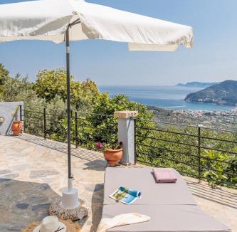 Skopelos Apartment | Villa Galazopetra - Peaceful Sea View Escape