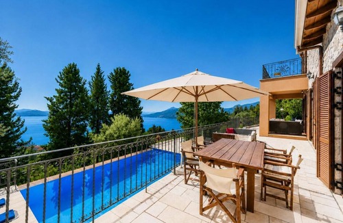 Perigiali Villa | Villa Galini Sunset - Three Bedroom Villa, Sleeps 6