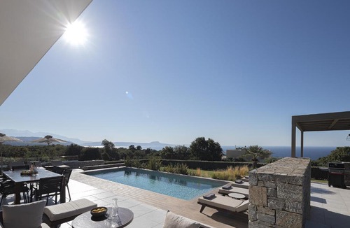 Atsipópoulon Villa | Villa Guney