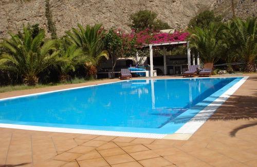Perissa Villa | Villa-Hones Relax House- 3 floors-5 bedrooms-pool-BBQ-2000q. m. camp