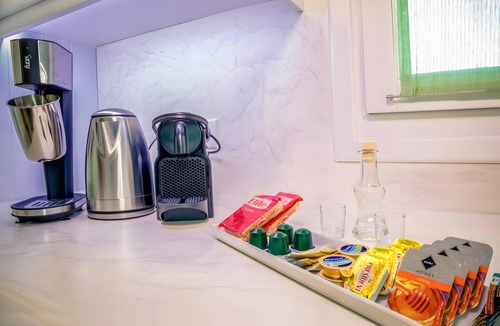 Koufonisia Apartment | Villa Ianira with Private Terrace, Wi-Fi and Air Conditioning