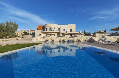 Kamilari Villa | Villa in Kamilari near Kid-Friendly Beach