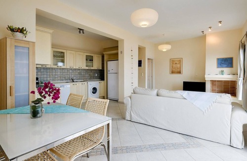 Livadi Villa | Villa in Pera Melana near Kissakas Beach