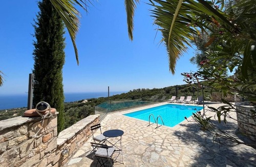 Skinaria Villa | Villa Ionis Holiday Villa