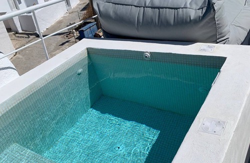 Emporio Villa | Villa Kallisti | Wonderful Terrace Suite With Jacuzzi | Emporeio
