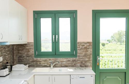 Gaitanion Villa | Villa Kampos with free heated pool, by Zantewize