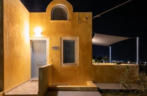 Kamari House | Villa Kirina Private Traditional House