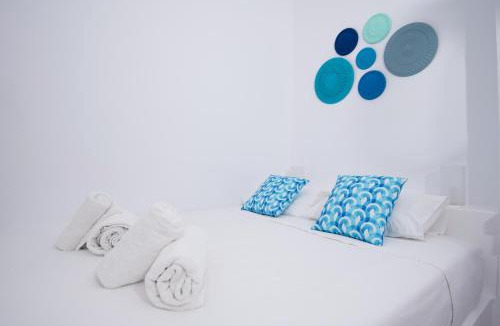 Perivolos Hotel | Villa Markezinis