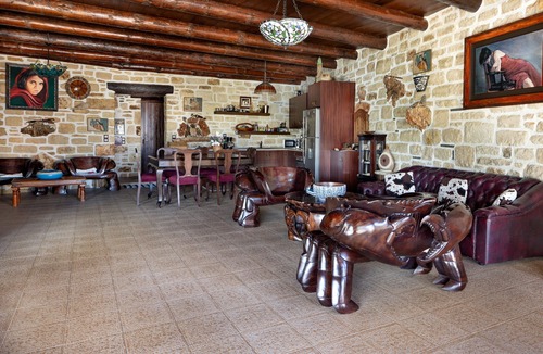 Marathi Villa | Villa Minoa just next to the Beach, with Surprising Sea and Mountain Views