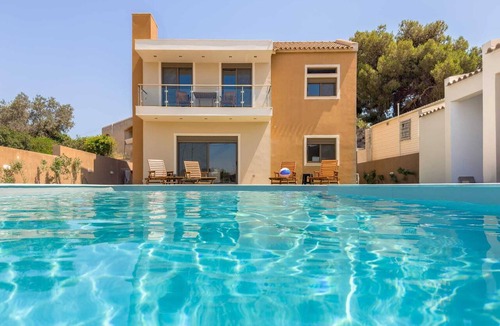 Kontos House | Villa Nirome xlarge private pool, Cottage