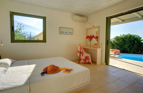 Karavados Villa | Villa 'Petalida Ideales Resort' with Sea View, Wi-Fi and Air Conditioning