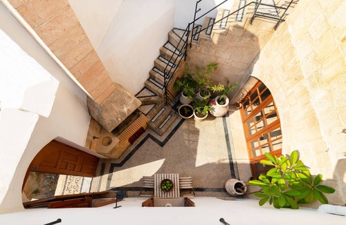 Lindos Villa | Villa Valasia, Lindos ,3 Bedroom Villa with Roof Terrace, Acropolis and Seaview