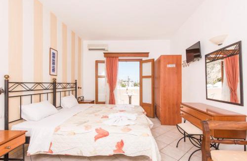 Perissa Apartment | Villa Voula
