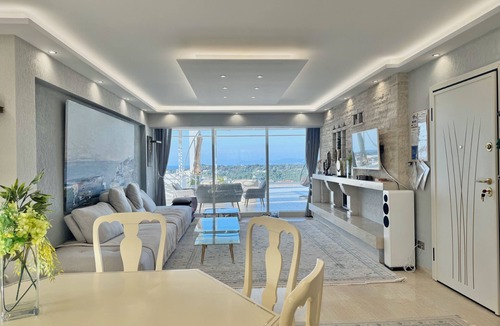 Vouliagmeni Apartment | Villasonboard 3 Bedroom Penthouse Vouliagmeni