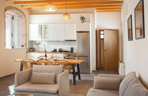 Venerato Apartment | Vineyard View, next to Best Wineries, "Theros" appartment