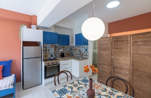 Halepa Apartment | Warm and colourfull studio in historical district of Chania