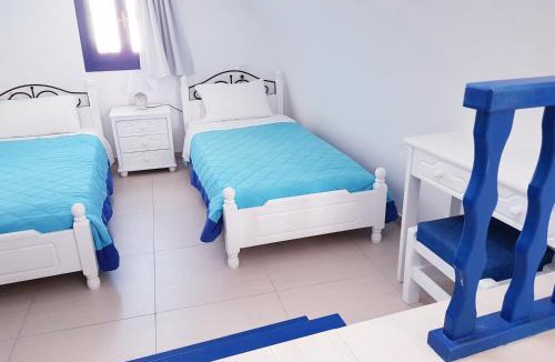 Perivolos Apartment | White & Blue