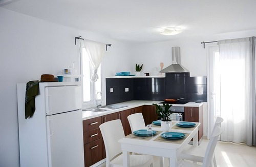 Kamari Apartment | White Wave Villa Santorini