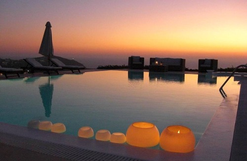 Akrotiri Villa | Wonderful Santorini Villa | 5 En-Suite Bedrooms | Villa Elysium | Heated Pool &.