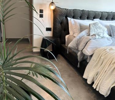 Razata Apartment | X luxury suites