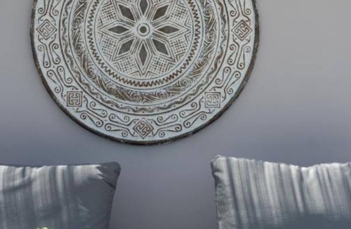 Nikiana House | Zephyrus Suite - Cavalier Suites