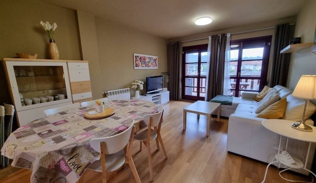 13A01 Apartamento con garaje y terraza in Ribadesella