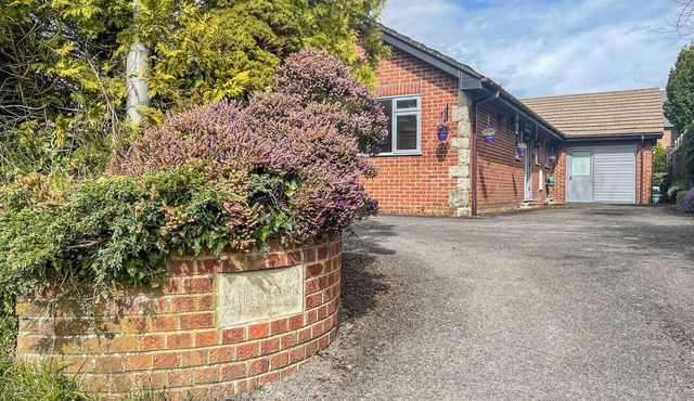 2 bedroom accommodation in Shitterton, near Bere Regis in Wareham