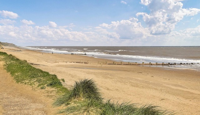 2 bedroom accommodation in Bacton in Bacton