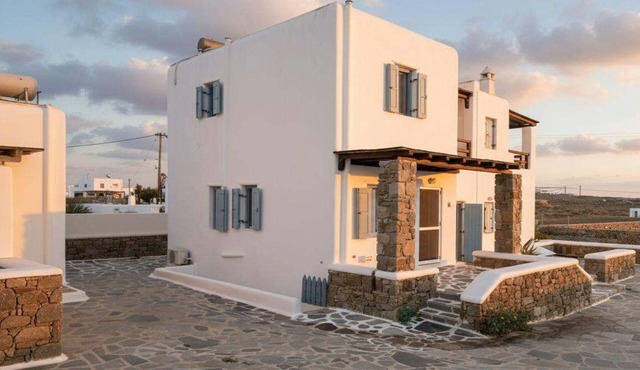 3-Bed Home in Ano Mera
