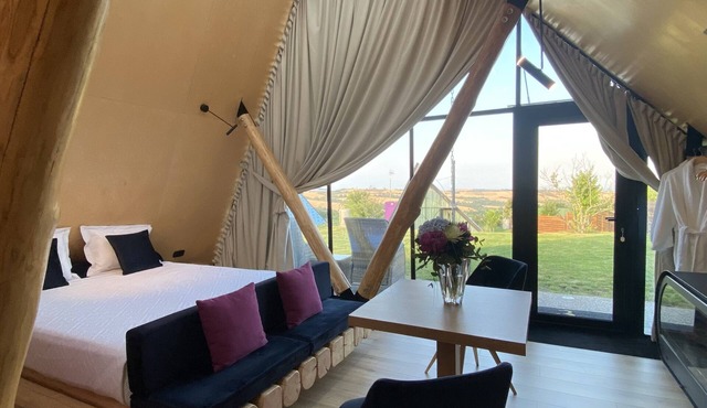 3 Hills Boutique Hotel