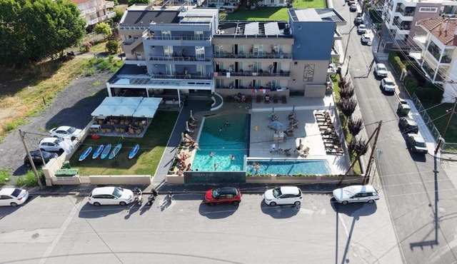 AEGEAN BLUE Apartments & Suites