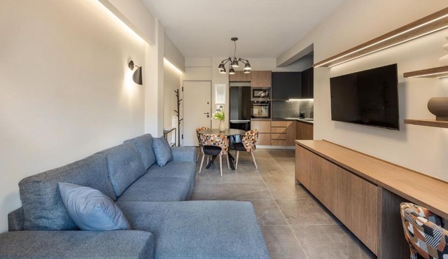 Alfalfa Pagrati - Stylish Apartment near Caravel & Center
