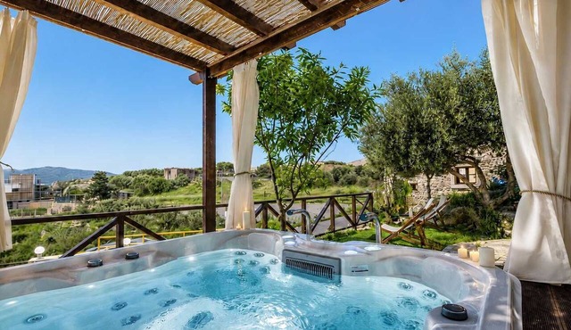 Altair Blue Villa - Private Jacuzzi and Views