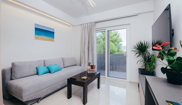 Anastasia 2-Bedroom Apartment - Corner45 Apartments