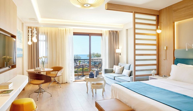 Anthemus Sea Beach Hotel & Spa