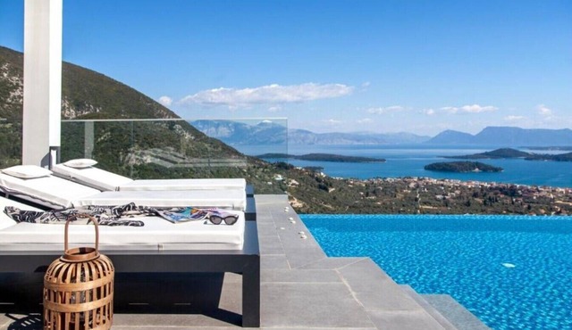 Apartment "Desun Suites Blue" with Sea View, Balcony, Garden and Wi-Fi